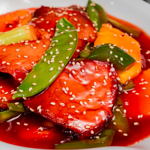 Cerdo asado con piña