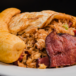 Arroz chaufa amazónico