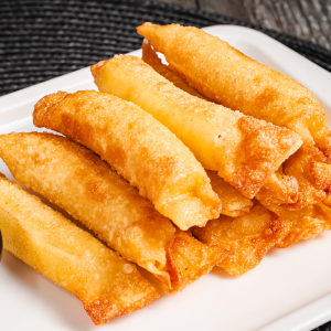 Tequeños rellenos de queso (12 piezas)