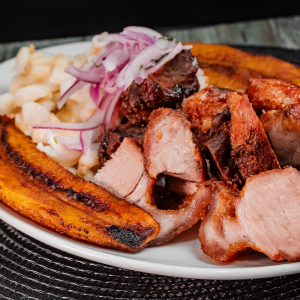 Chicharrón con Mote