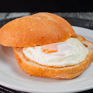 Pan con Huevo Frito